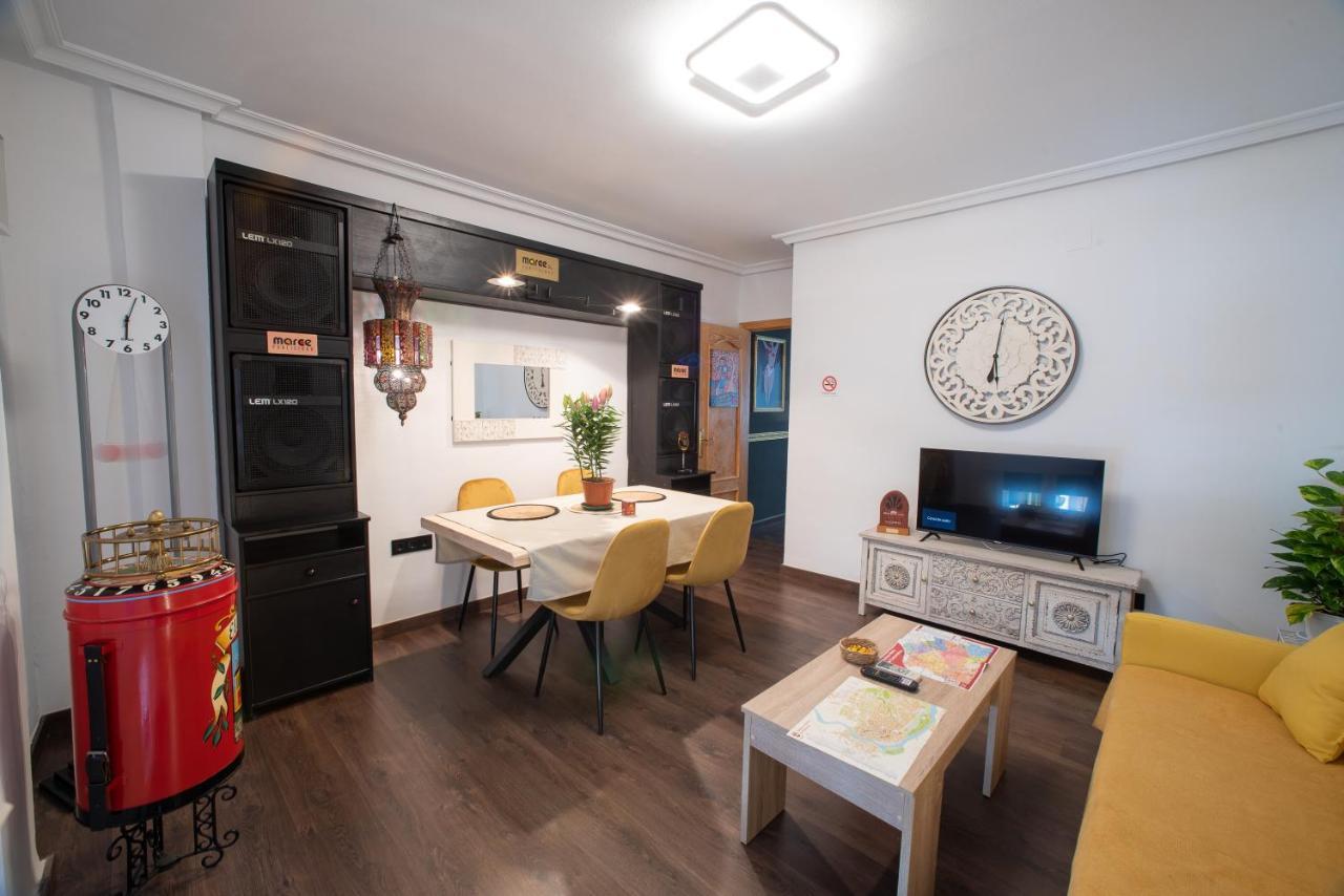 Del Arzobispo Apartment Plasencia Luaran gambar
